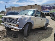 LADA (VAZ) 21011, 1981 il