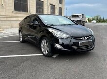 Hyundai Elantra, 2012 il