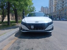 Hyundai Elantra, 2021 il