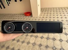 "Mercedes W213" monitoru