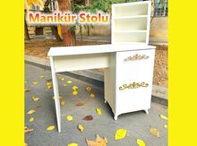 Manikür masası