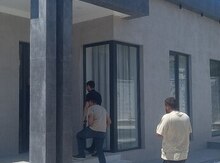 Villa, Şüvəlan qəs.