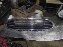 "Ford Fusion" radiator barmaqlığı