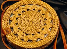 Стильная ротанговая сумка