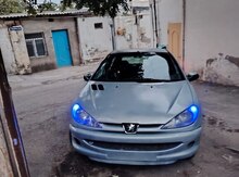 Peugeot 206, 2003 год