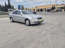 Mercedes E 240, 2003 il