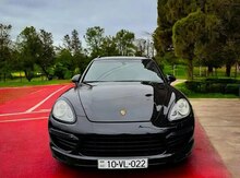 Porsche Cayenne GTS, 2010 il