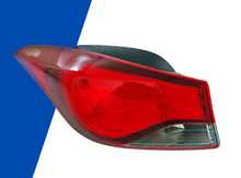 "Hyundai Elantra 2014" stop işığı