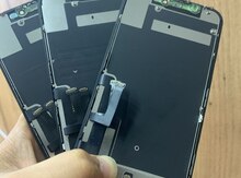 "Apple iPhone 11" ekranı