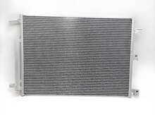 "BYD Qin Plus" kondisioner radiatoru