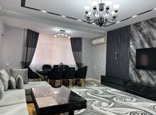 3-otaqlı yeni tikili, Səməd Vurğun küç., 150 m²