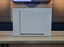 Apple Macbook Air 13.6-inch M3 512GB/8GB