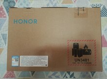 Noutbuk "Honor"