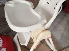 Qidalanma üçün uşaq oturacağı