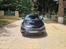 Hyundai Elantra, 2019 il