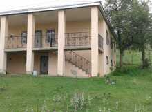 Bağ evi, Qəçrəş kəndi