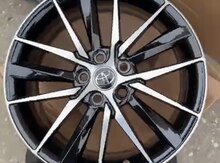 “Toyota Camry” diskləri R17