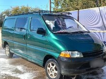 Toyota HiAce, 2000 il