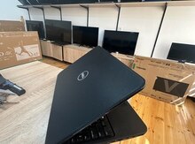 Noutbuk "Dell"