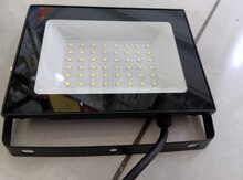 Projektor