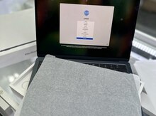 MacBook Air 13-inch 16/256GB M4 chip