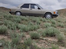 Mercedes 190, 1990 il