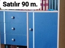 Uşaq dolabı