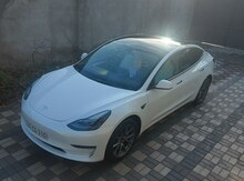 Tesla Model 3, 2023 il