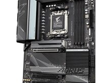 Ana plata "Gigabyte X670 Aorus Elite AX Wi-Fi"