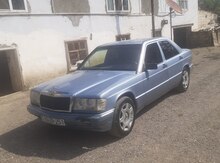 Mercedes 190, 1990 il