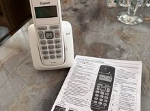 Stasionar telefon "Gigaset"