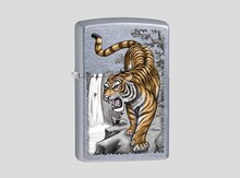 Alışqan "Zippo Tiger on Ledge"