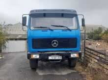 Mercedes-Benz, 1986 il