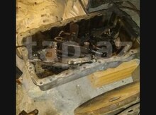 "Volkswagen Golf 4" karter qapağı