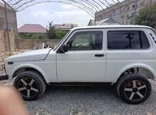 LADA (VAZ) Niva, 2015 il