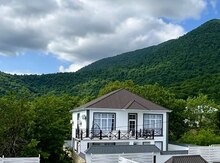Villa, Qəbələ r.