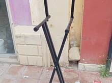 Sintezator altlığı