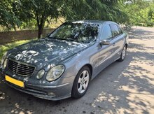 Mercedes E 220, 2004 il