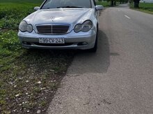 Mercedes C 240, 2002 il