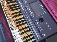 Sintezator "Korg pa 600"