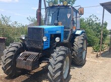 Traktor "Belarus" 2004 il