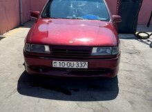 Opel Vectra, 1990 il
