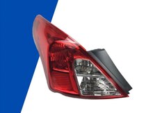 "Nissan Sunny 2012" arxa stop farası