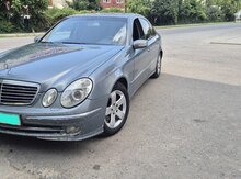 Mercedes E 220, 2004 il