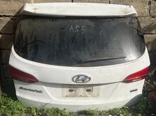 "Hyundai Santa Fe" baqaj kapısı