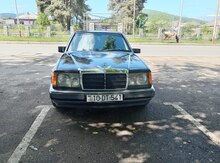 Mercedes E 200, 1990 il