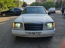 Mercedes E 220, 1995 il