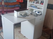 Manikür masası