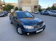 Nissan Sunny, 2004 il