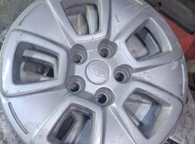 "Kia Soul" disk qapaqları R15